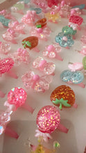 Load image into Gallery viewer, KIDS GLITTER 50PCS RING SET