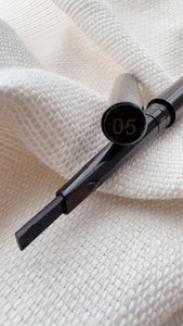 DOUBLE ENDED EYEBROW PENCIL WITH BRUSH