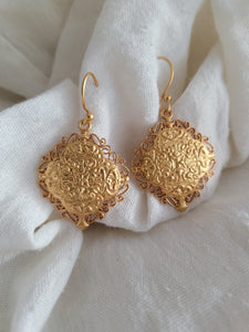 GALENA EARRINGS