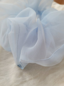 FLEUR OVERSIZED SCRUNCHIE