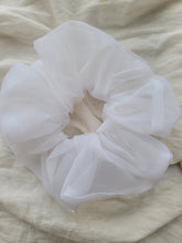 Load image into Gallery viewer, FLEUR OVERSIZED SCRUNCHIE