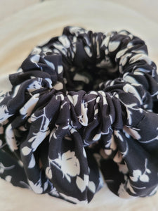 LILIANA OVERSIZED HAIR TIE